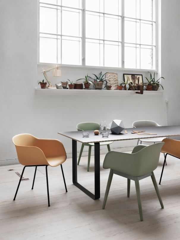 Muuto Fiber Armchair - Wood Base - Oosterlinck