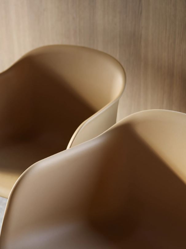 Muuto Fiber Armchair - Wood Base - Oosterlinck