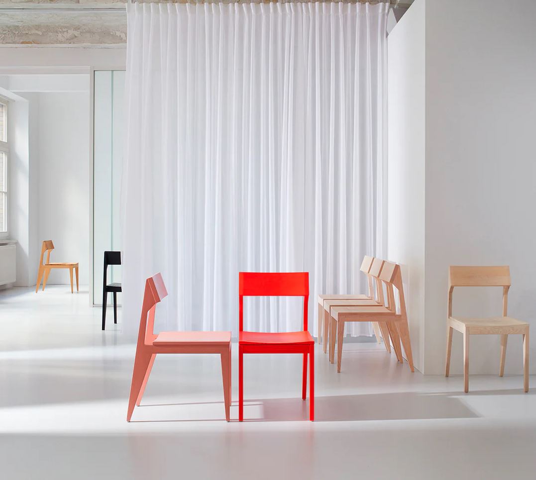 OUT Schulz Chair - Verschillende Kleuren - Oosterlinck