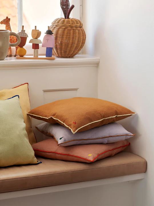Ferm Living contrast linen cushion - verschillende kleuren - Oosterlinck