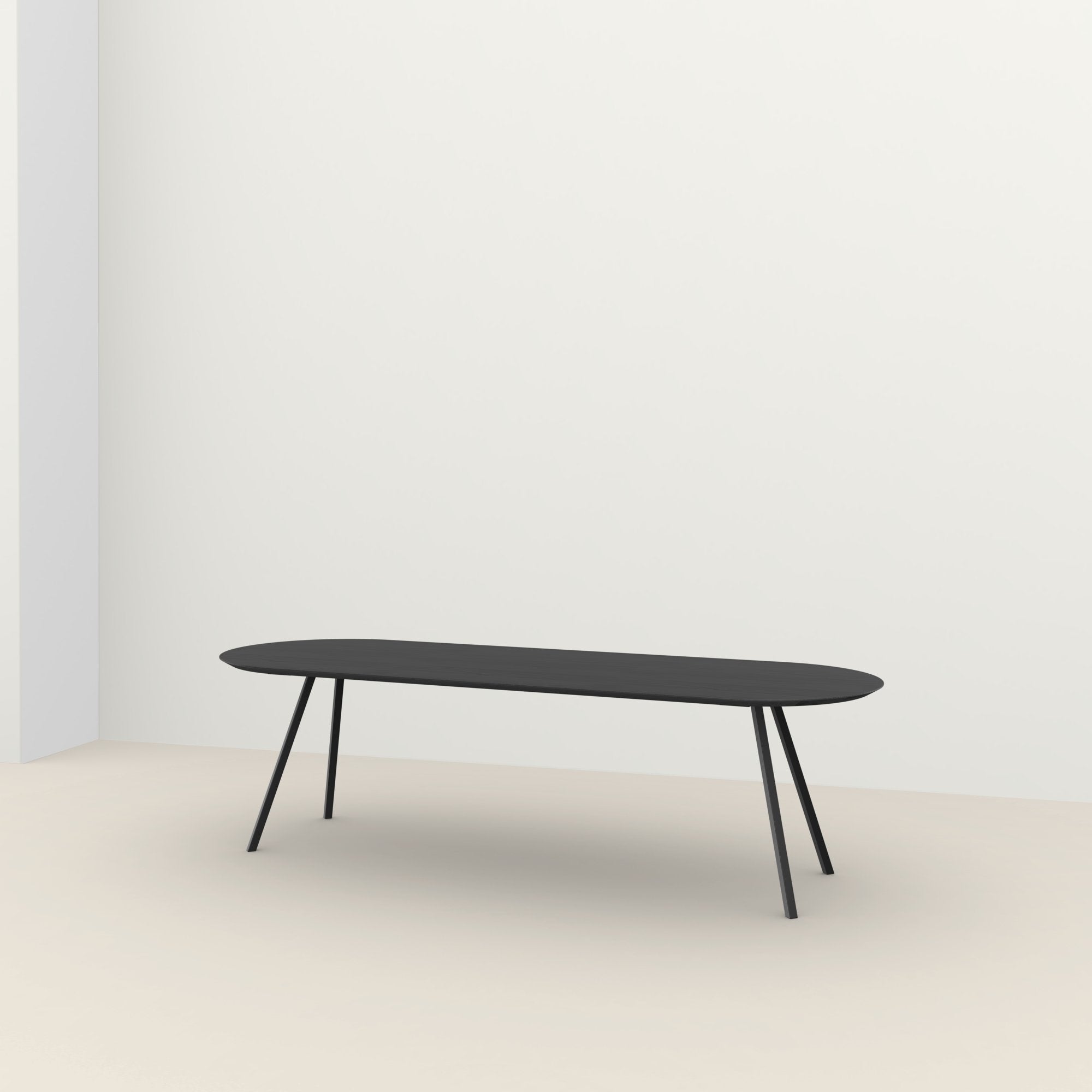 Studio Henk Slim Co tafel Plat Ovaal verjongd - zwart onderstel - alle formaten - Oosterlinck
