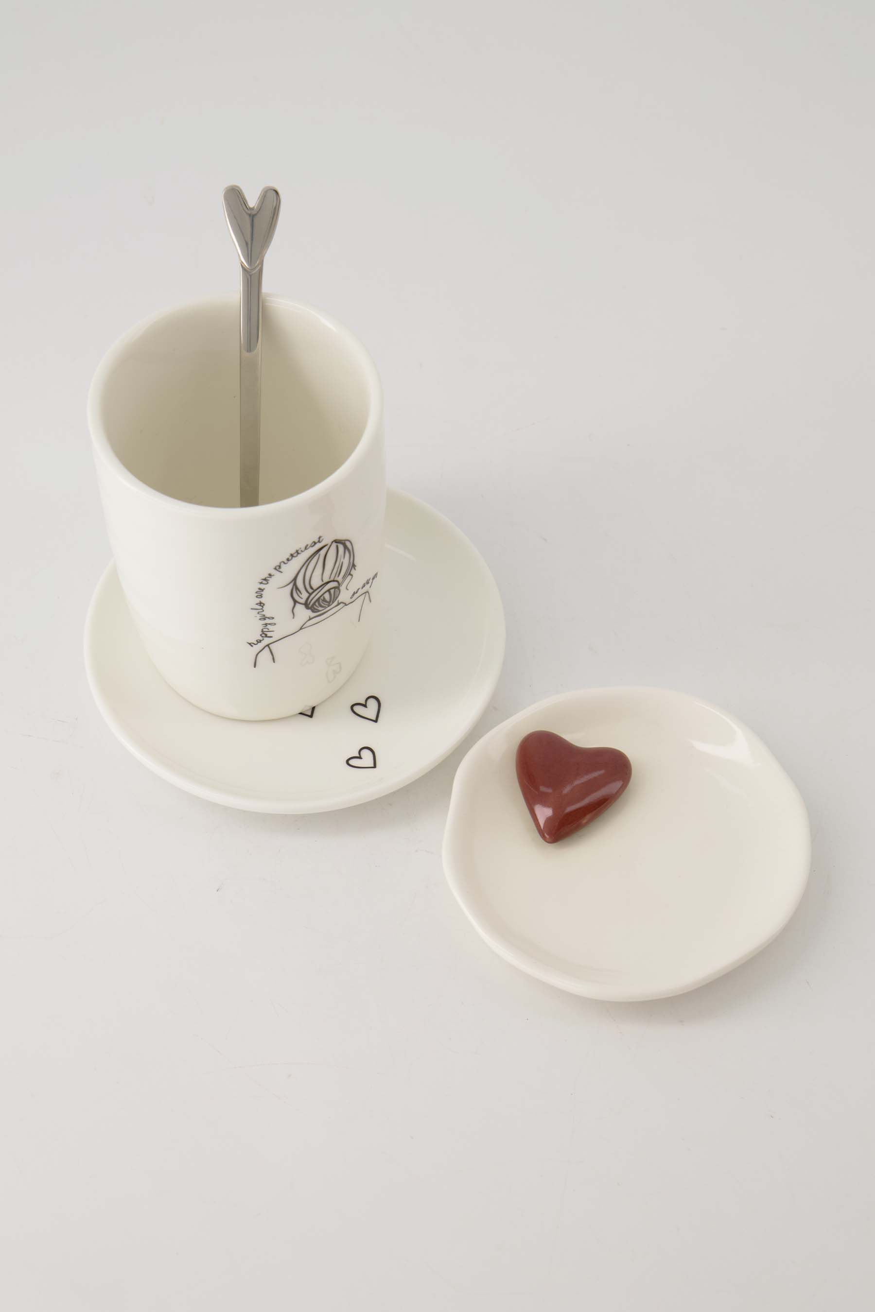 Zusss  Schaaltje dessert hartjes wit/zwart/rood