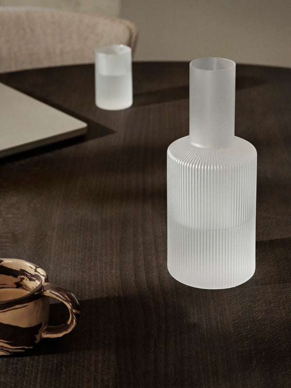 Ferm Living Ripple karaf - Oosterlinck