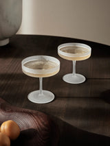 Ferm Living Ripple champagnecoupes - set van 2 - Oosterlinck