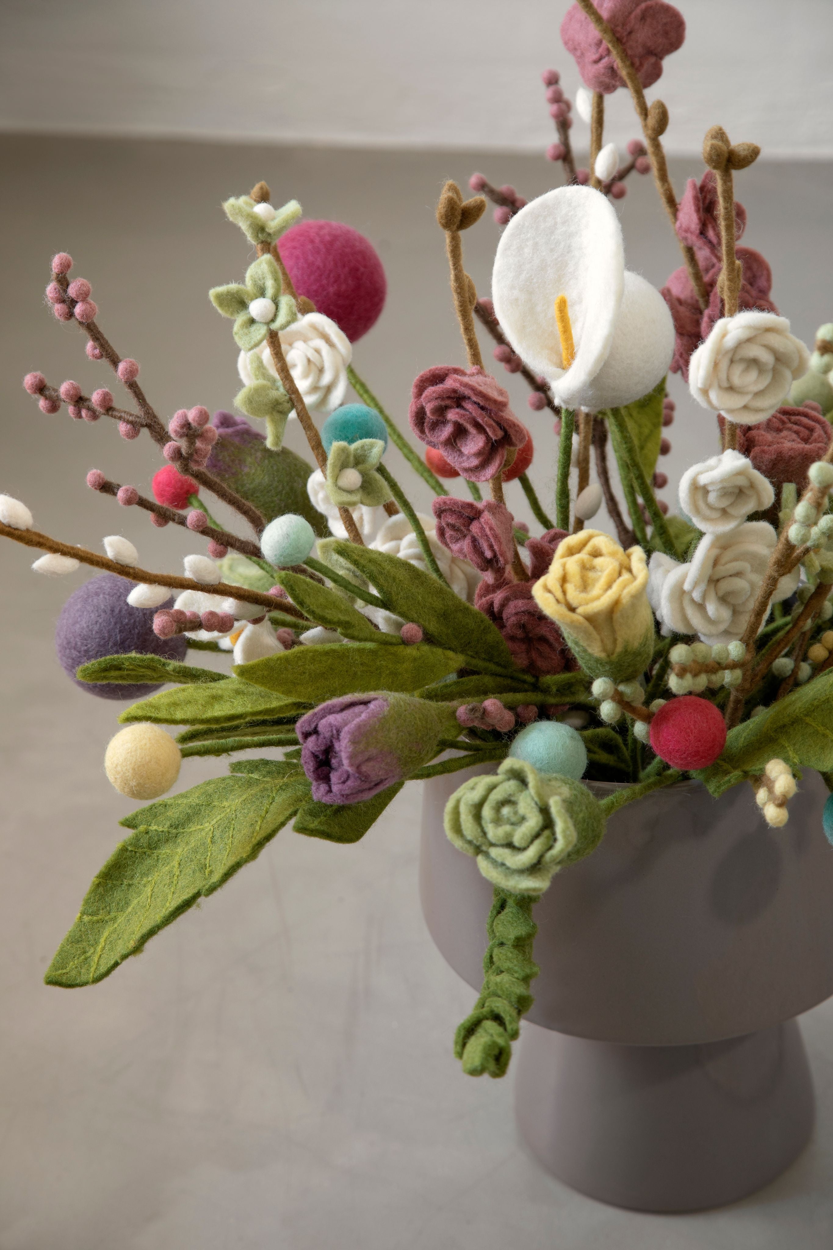 Gry & Sif   Groene tak met blaadjes vilt