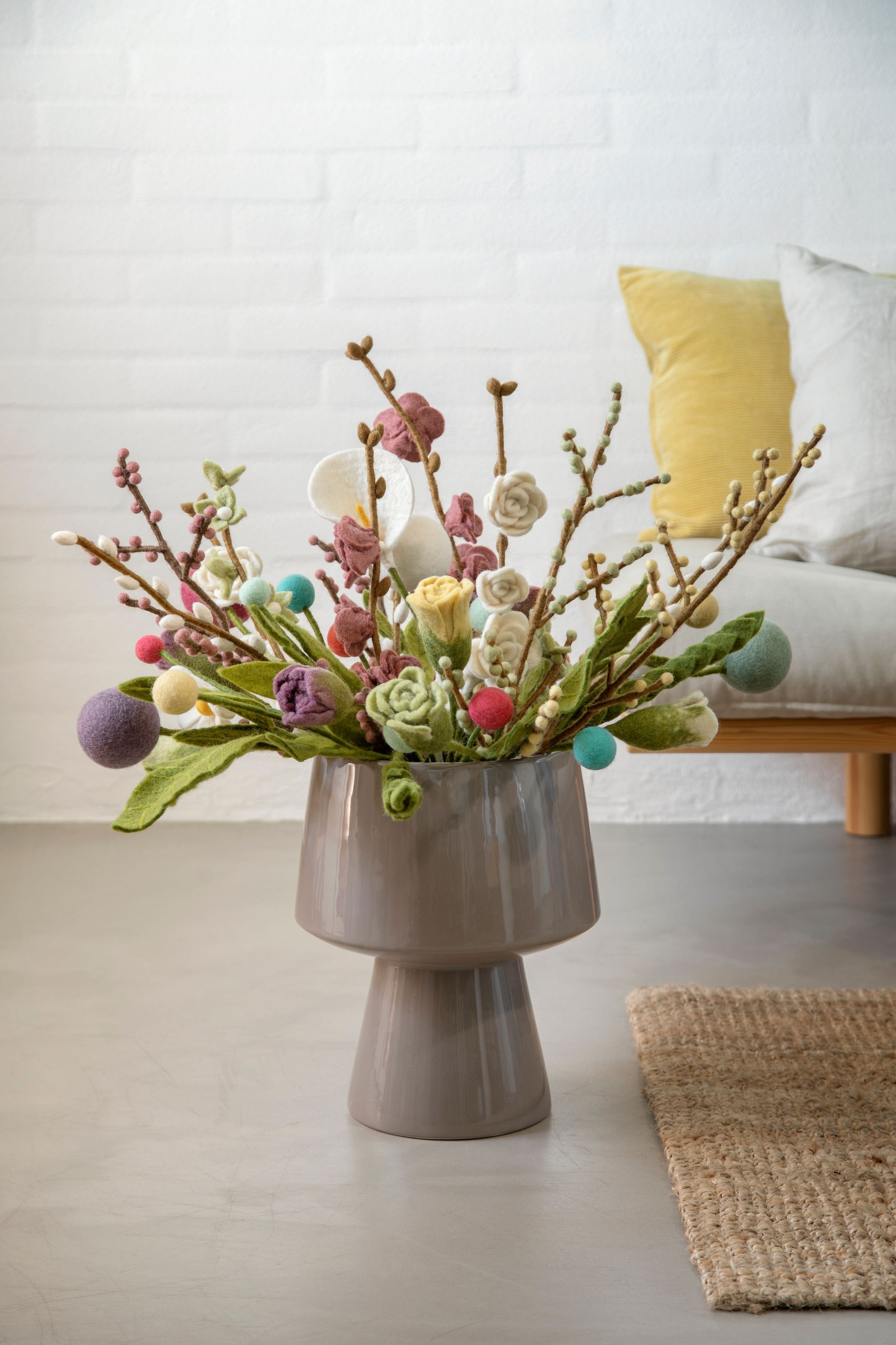 Gry & Sif   Groene tak met blaadjes vilt