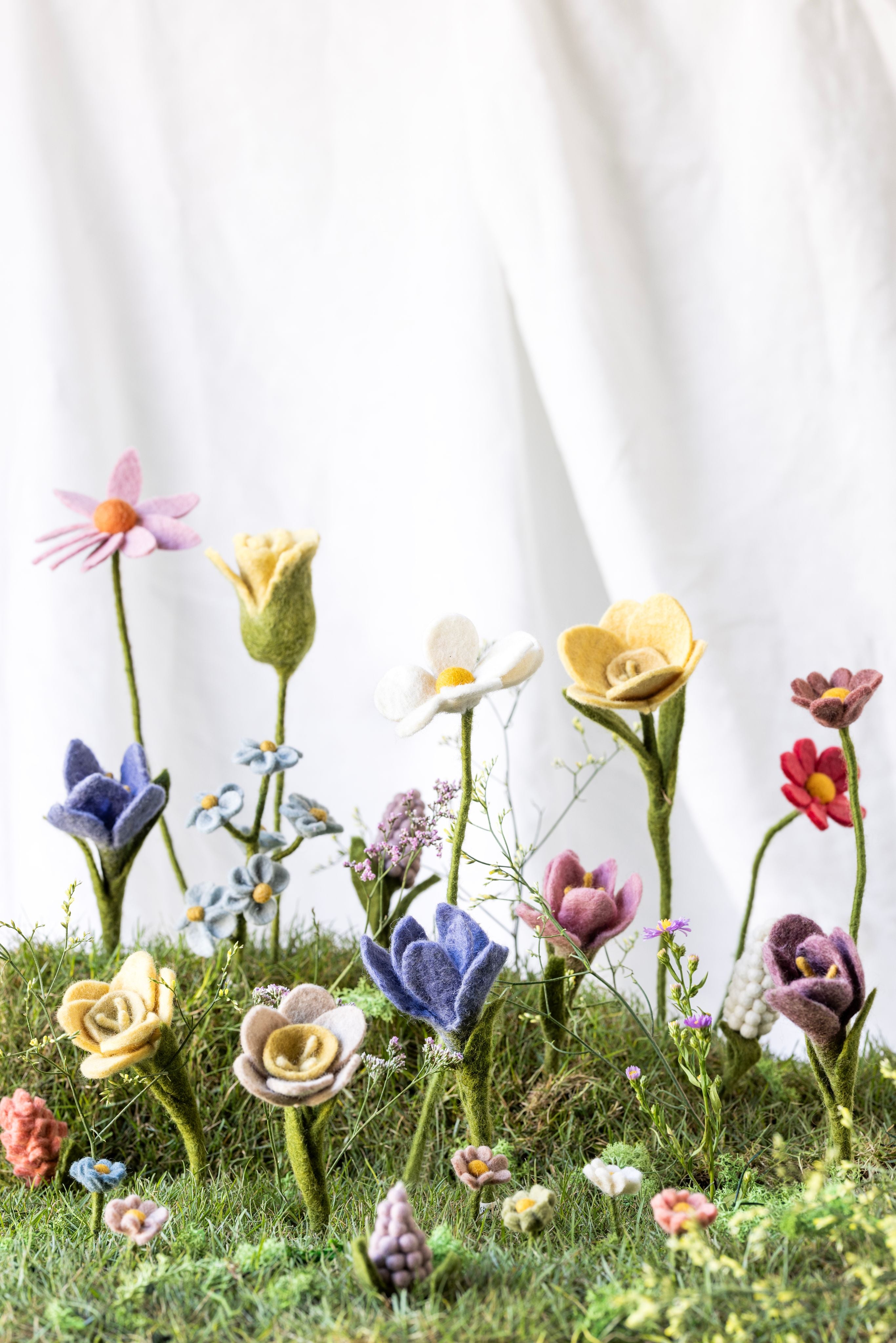 Gry & Sif   Cosmos vilten gerbera