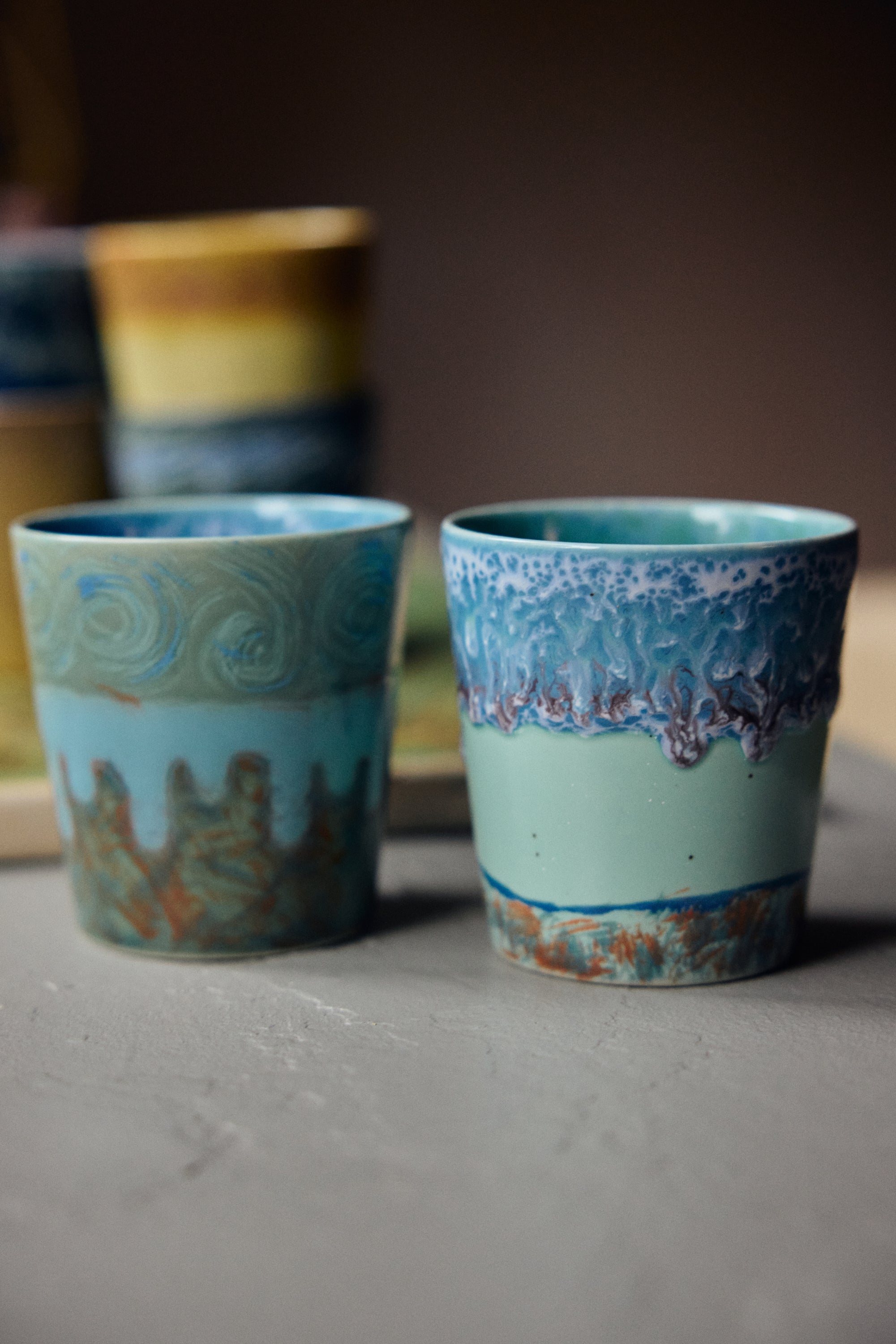 HK Living   70s Ceramics Coffee Mugs Self Portrait Van Gogh / set van 2 - Oosterlinck Home