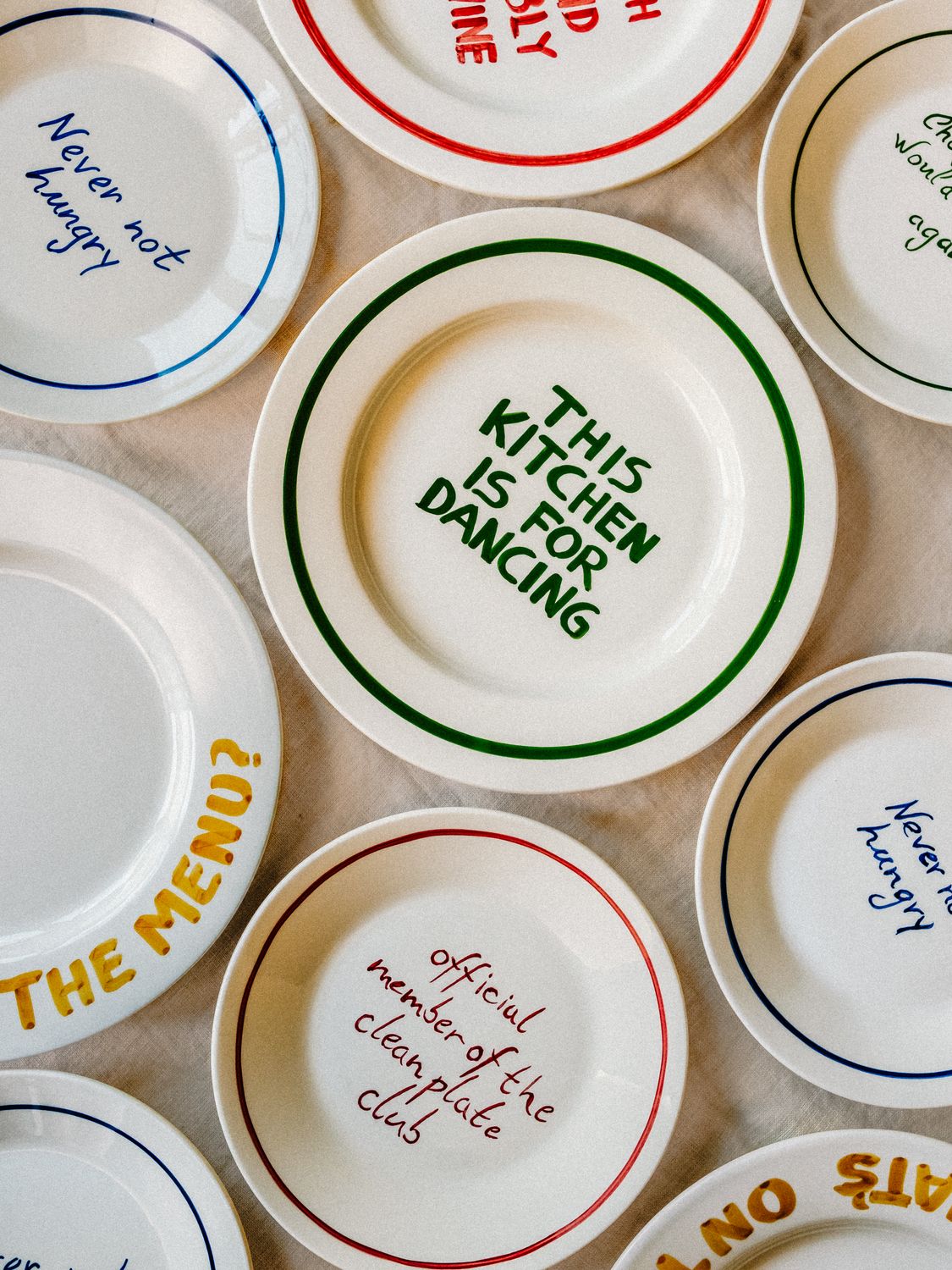 Studio Noticed   Ontbijtbord "Official member of the clean plate club" - Oosterlinck Home