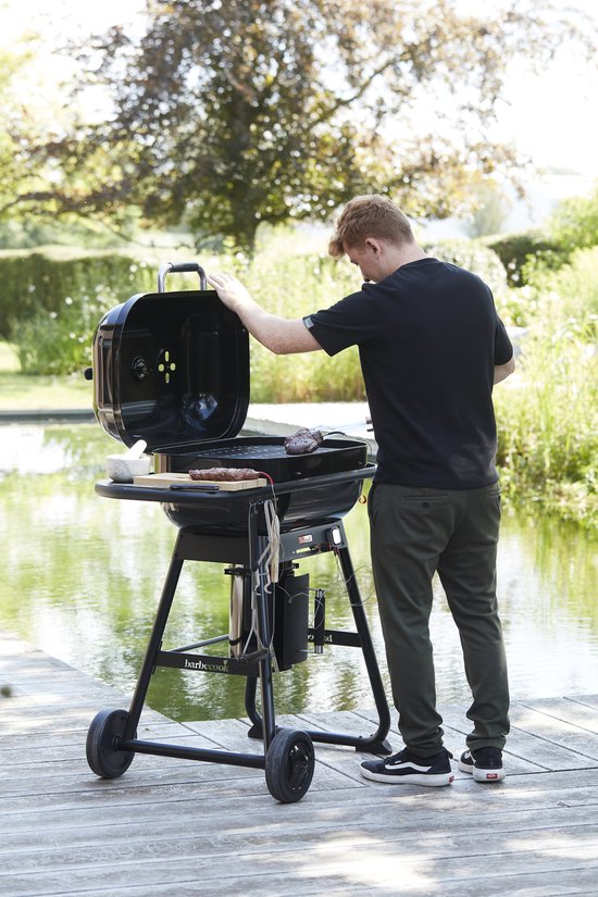 Barbecook Magnus Premium houtskoolbarbecue + GRATIS set accessoires - Oosterlinck Home