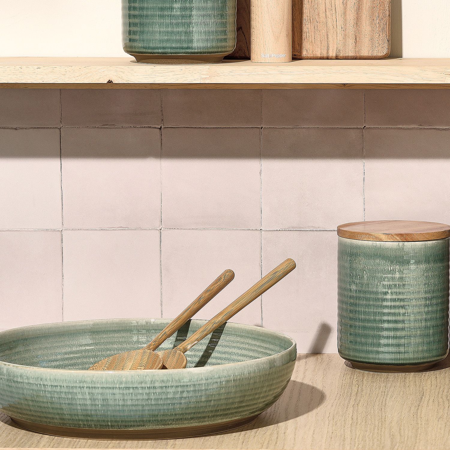 Salt&Pepper Cameo Serveerschaal 32xH7,5cm groen