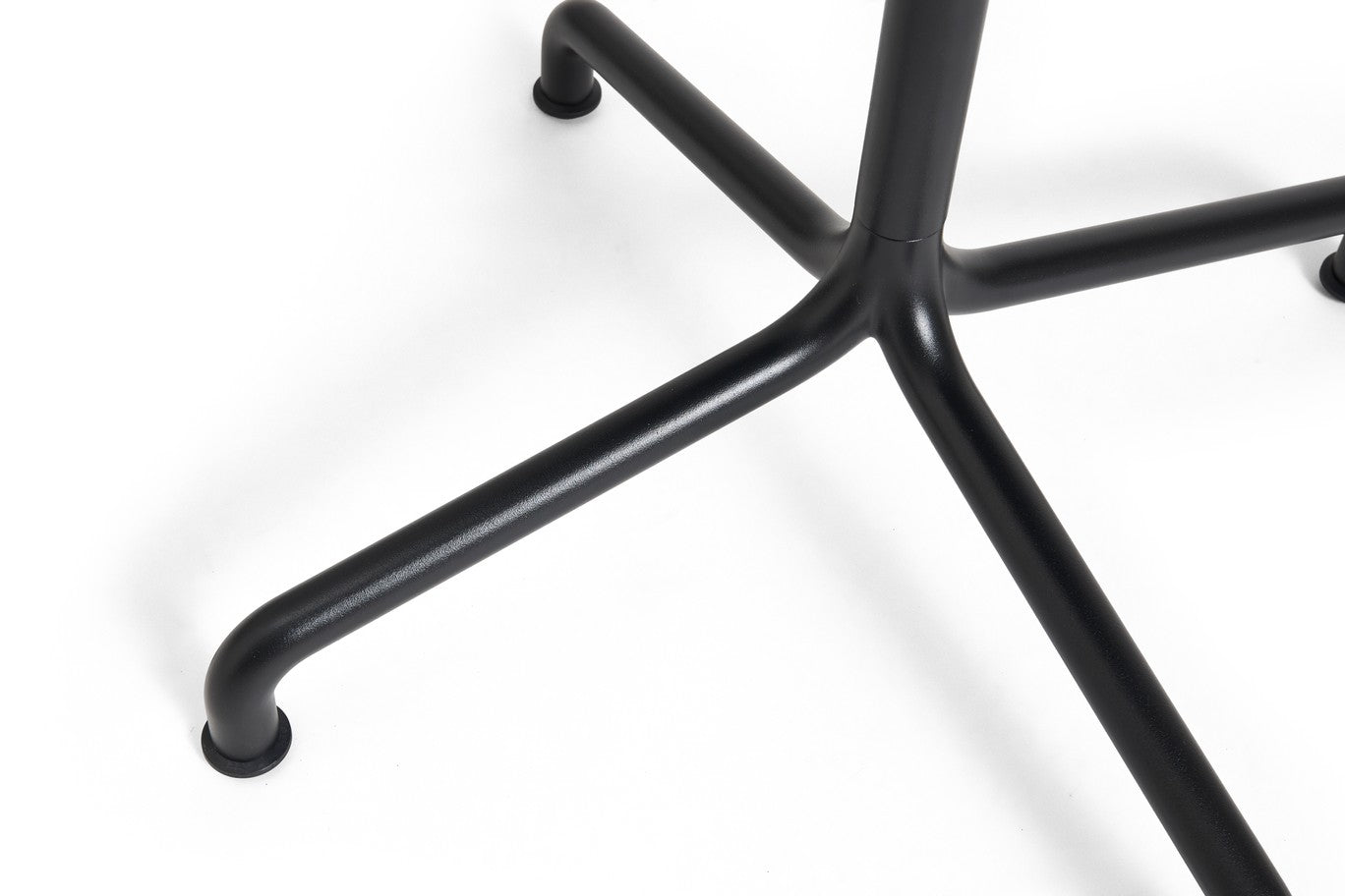 Hay Deville table round Ø55 x H74 - Oosterlinck Home