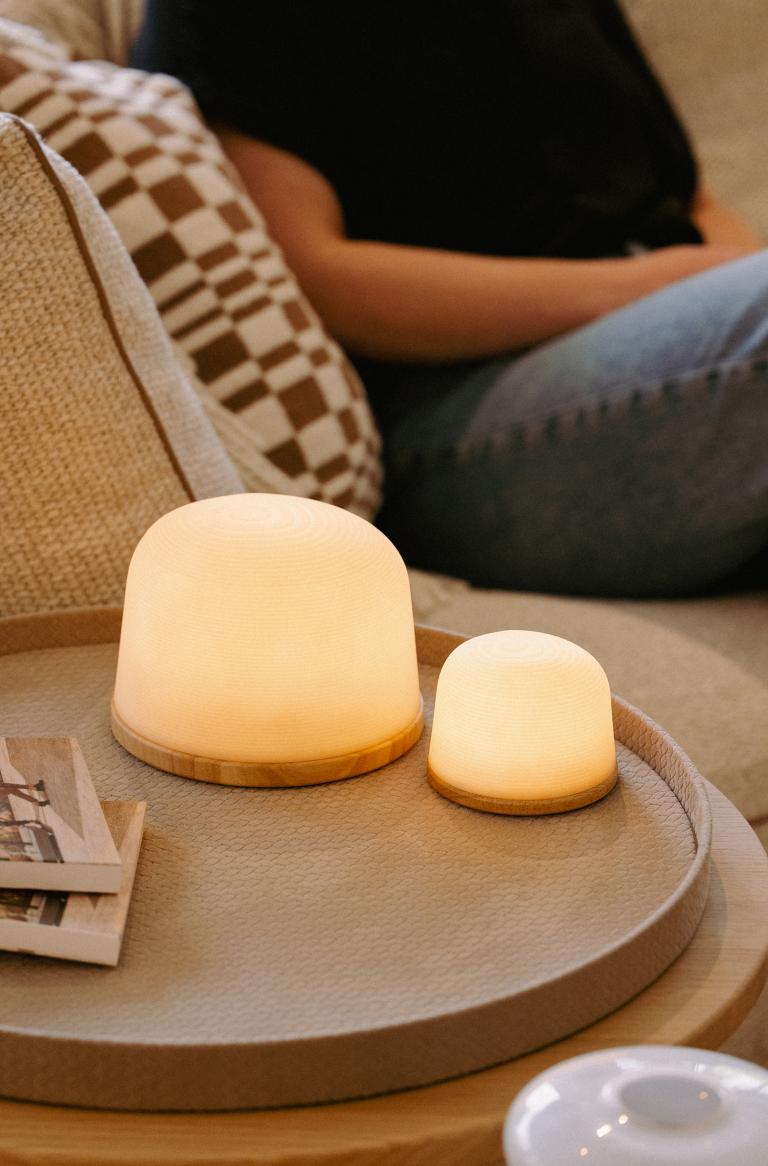 Atelier Pierre Fondant oplaadbare lamp large lichte eik - Oosterlinck Home