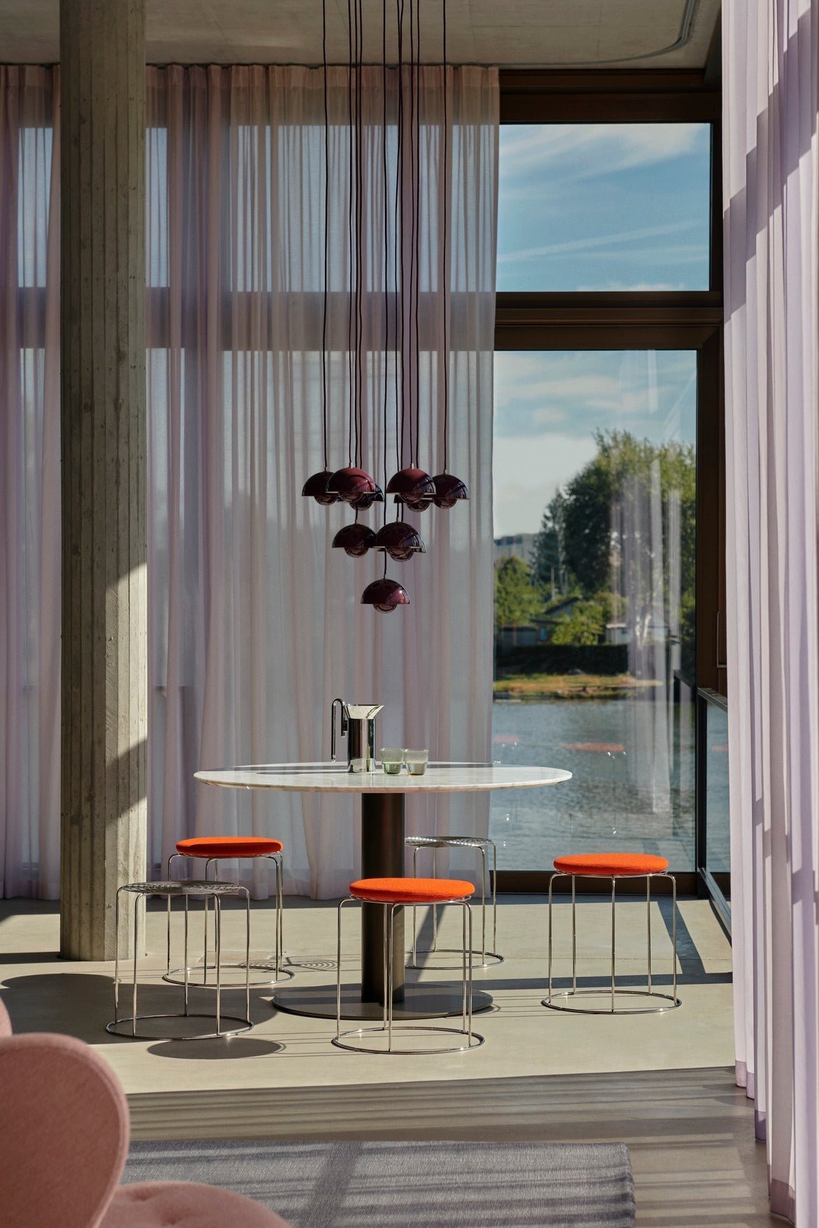 &Tradition  Wire Stool Verner Panton