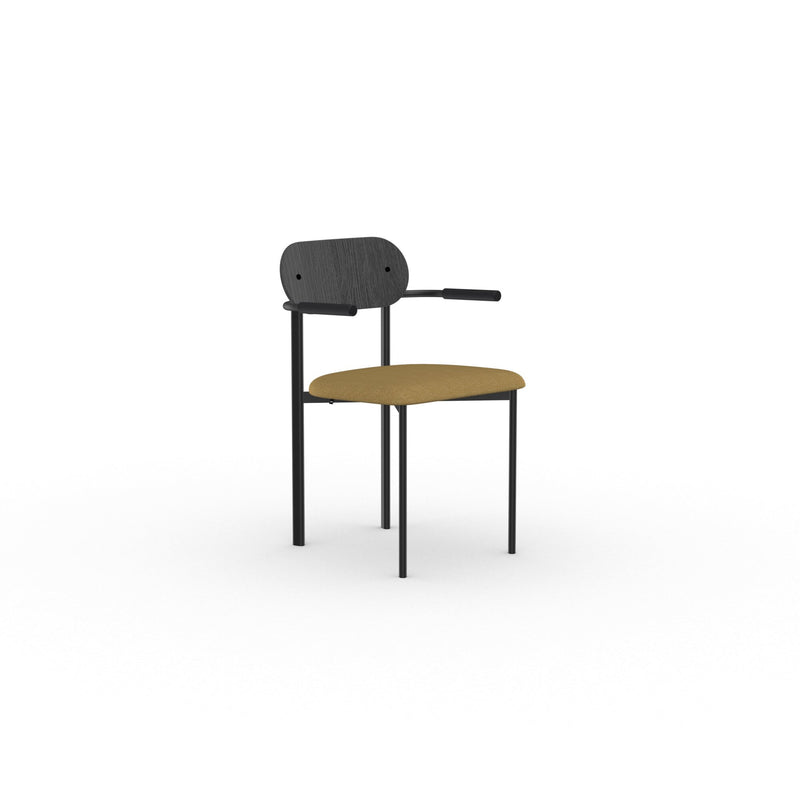 Studio Henk - Oblique chair armleuning, eiken rug en zwart frame - diverse stoffen - Oosterlinck