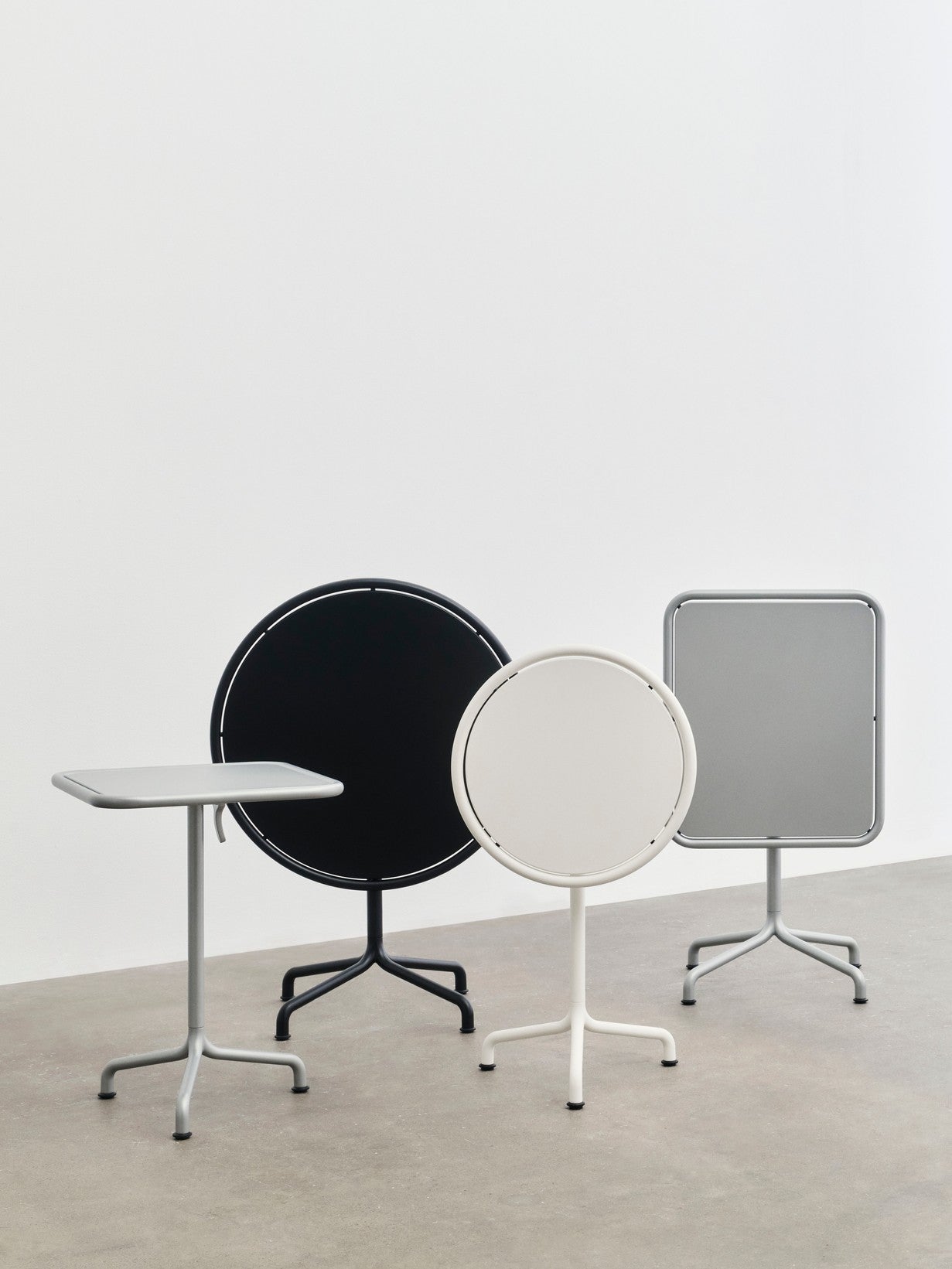 Hay Deville table round Ø55 x H74 - Oosterlinck Home