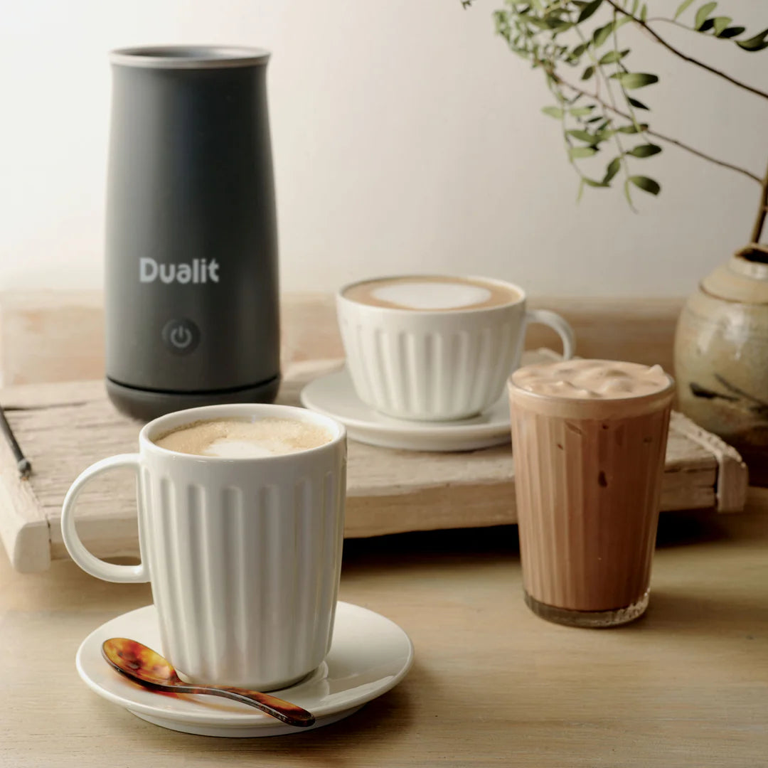 Dualit  Warme melk en chocolademelk maker / opschuimer - Oosterlinck
