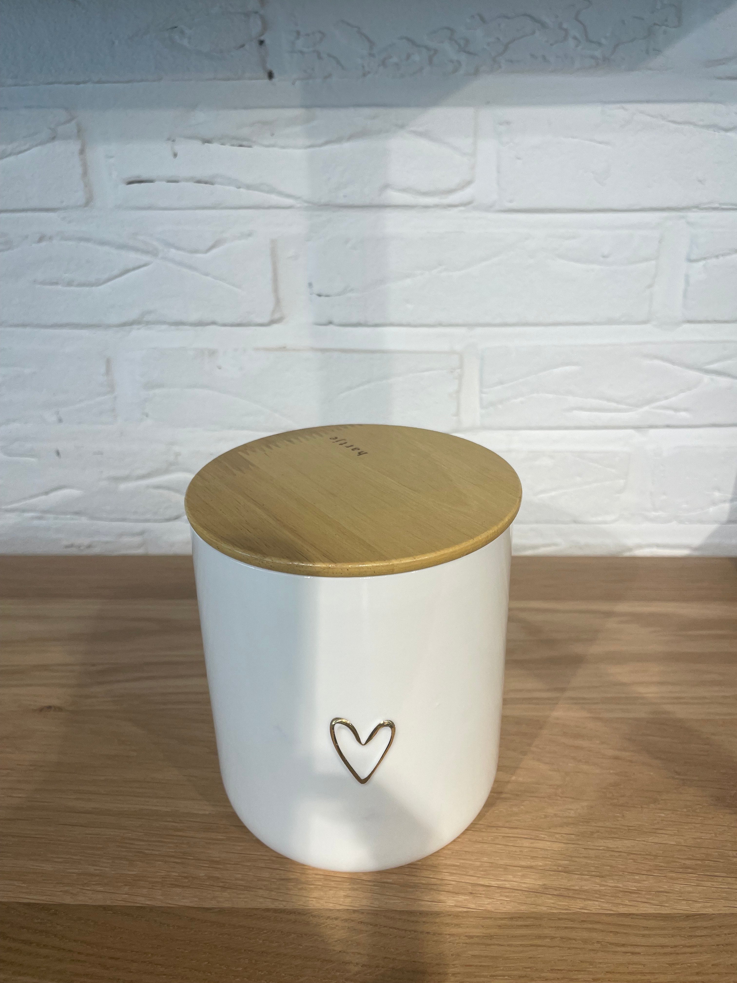 ZUSSS  Voorraadpot met deksel en goudkleurig hartje