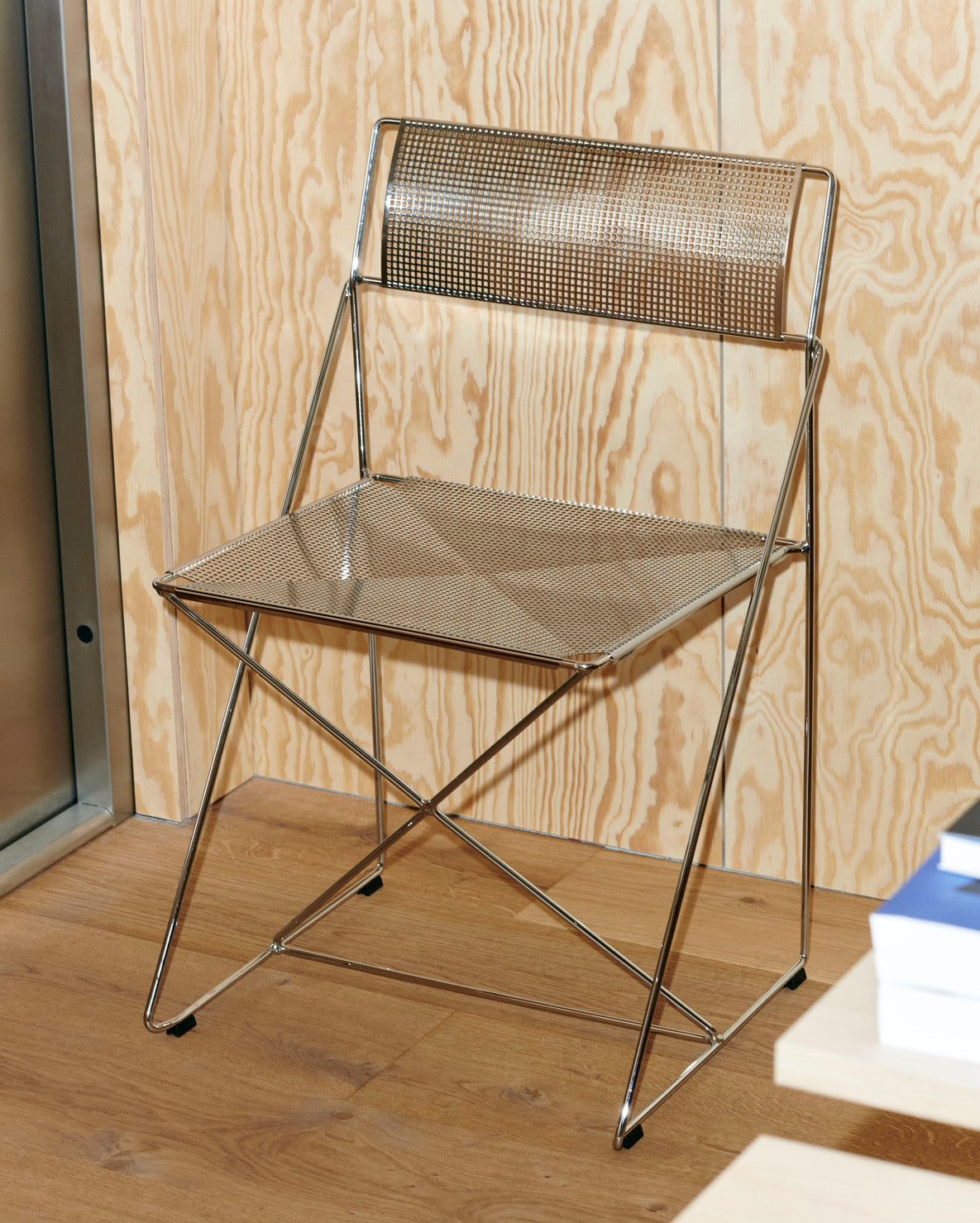 Hay X-line stoel - chrome onderstel - Oosterlinck