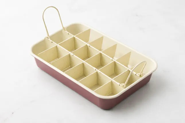Point Virgule bakvorm met koekjesuitsteker 24*20*4cm