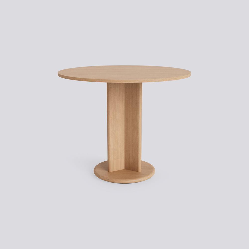 Hay  Chisel 29 ronde tafel met centrale poot
