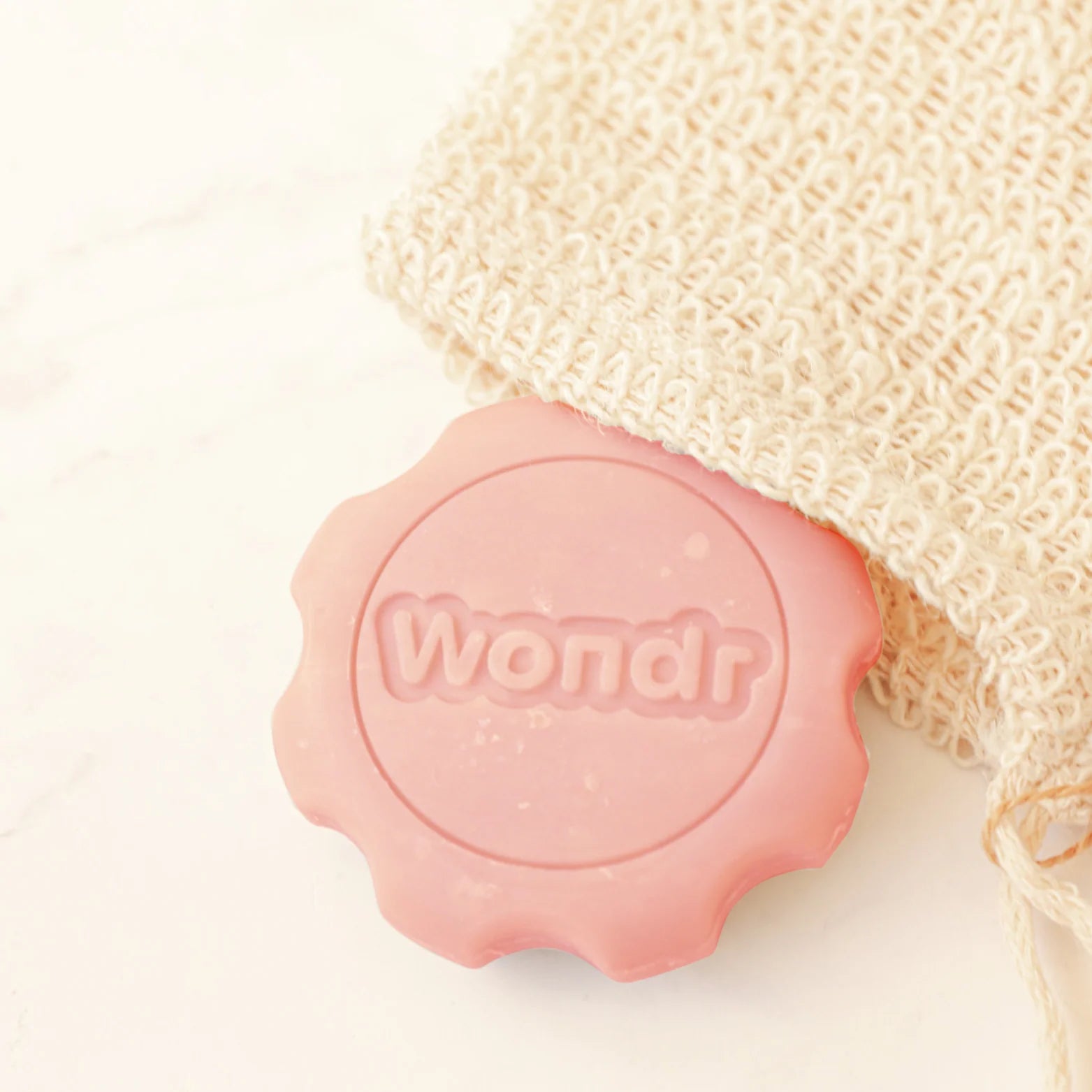 Wondr  All-in- 1 bar XL Hair & Body Blossom Bliss - Oosterlinck Home