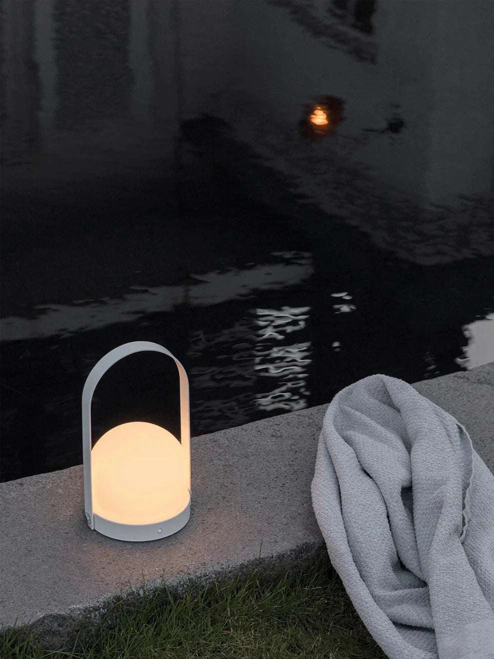 Audo  Carrie tafellamp LED oplaadbaar -50% - Oosterlinck Home