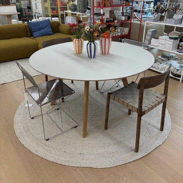 HAY   Cph25 tafel rond 140cm off white + eik / -40%
