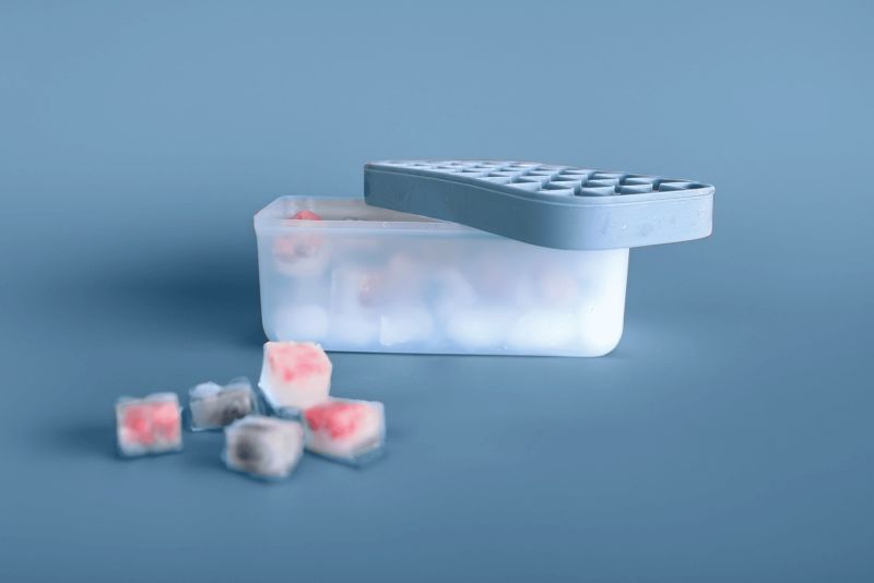 Dotz  Ice Cube Tray met box - Oosterlinck