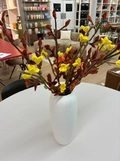 Gry & Sif   Branch with rusty red leaves 60cm