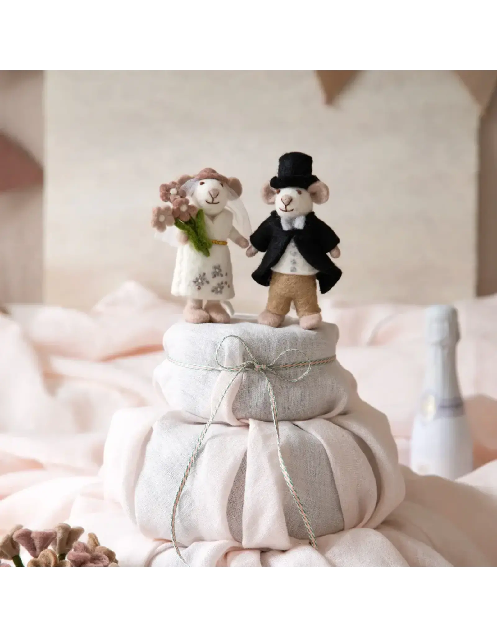 Gry & Sif   Muisjes bruid of bruidegom