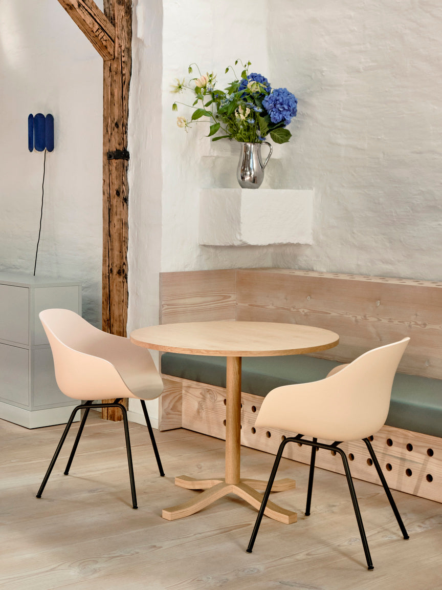 HAY - About a Chair AAC 226 - onderstel zwart gepoederlakt staal - diverse kleuren - Oosterlinck