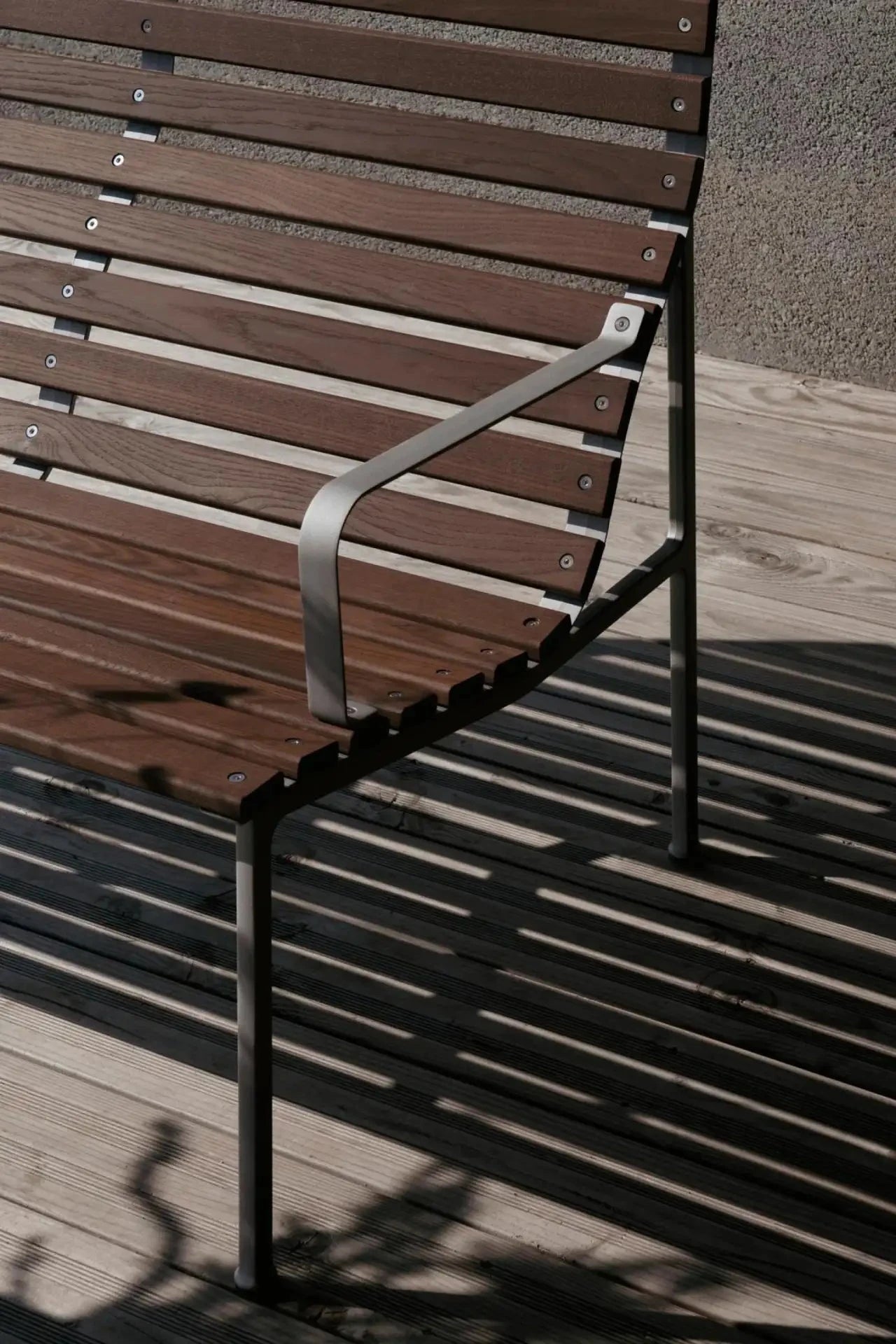 Hay Traverse loungebank met armsteun - Oosterlinck