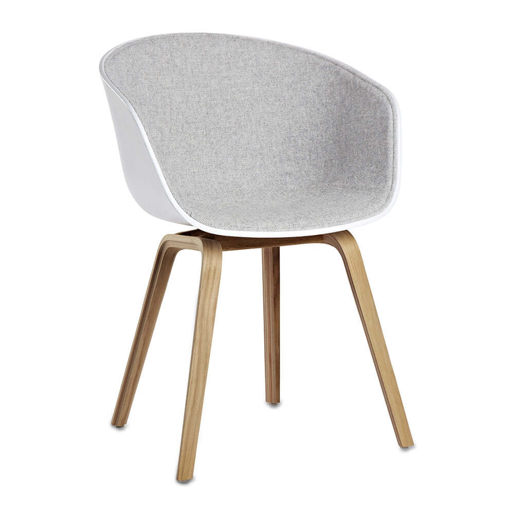 Hay About a chair AAC22 - front gestoffeerd - Oosterlinck