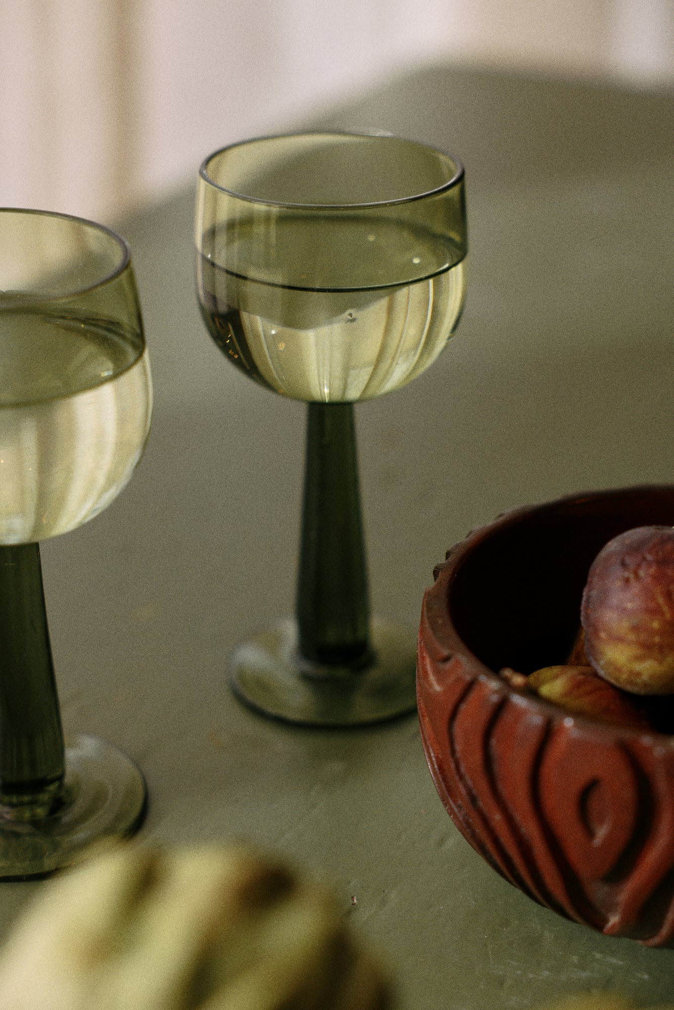 HK Living  The Emeralds: Wine glasses -40% - Oosterlinck Home