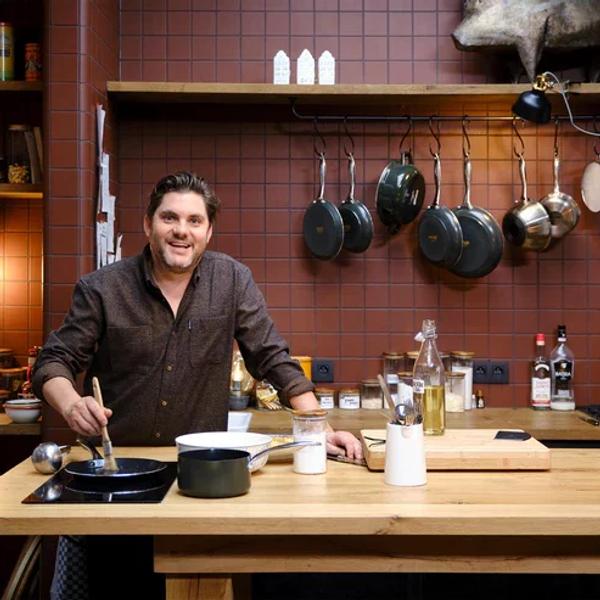 Driedelige Dagelijkse Kost antikleefpannenset met bakpannen, wok en grillpan, antikleeflaag voor koken en bakken.