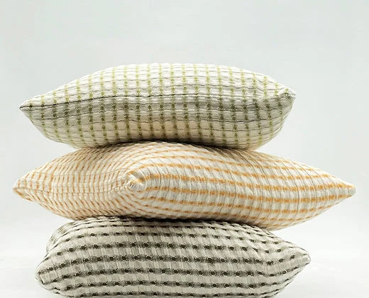 Menza  Kussen of plaid Isola - varianten / -50% - Oosterlinck