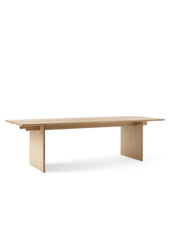 &Tradition  Ita Tafel  + bank met cognac kussen 260cmX95cm -40%