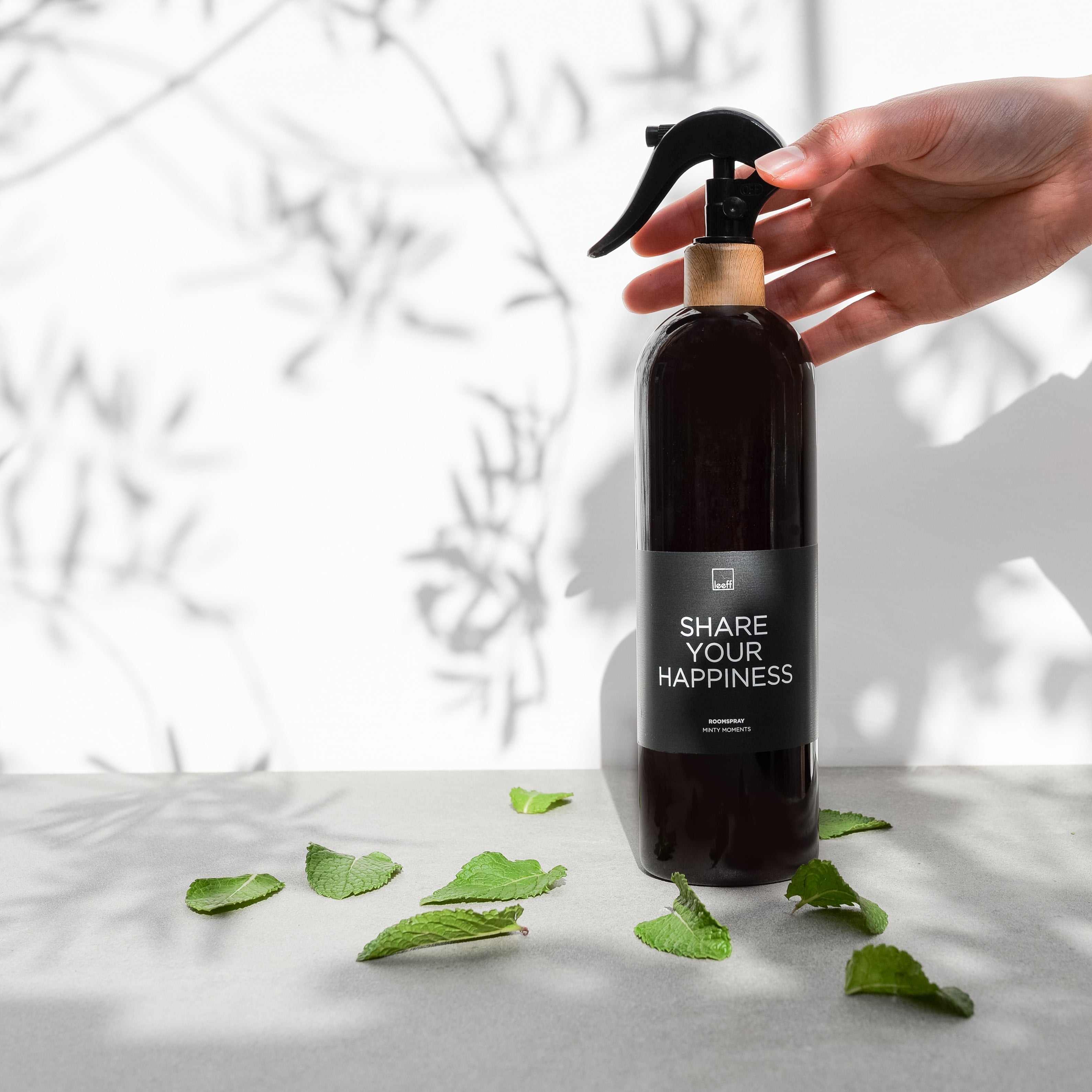LEEFF  Roomspray met quote - Varianten - Oosterlinck