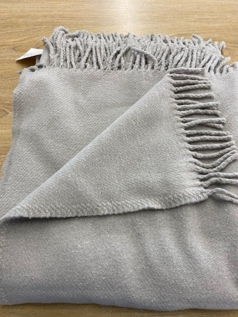 Menza   Plaid /deken zeer zacht -50% - Oosterlinck Home