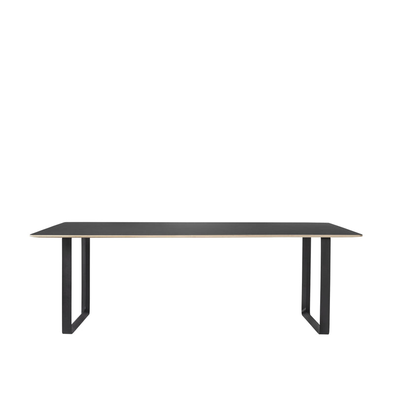 Muuto 70/70 table Large - Oosterlinck