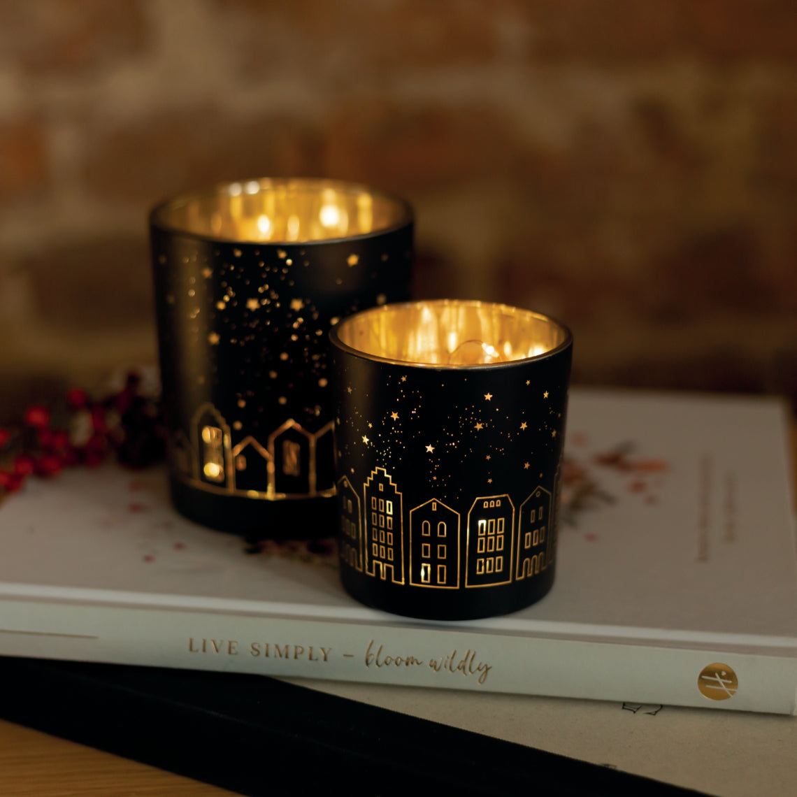 Räder   Glazen theelicht lichtstad - Oosterlinck Home