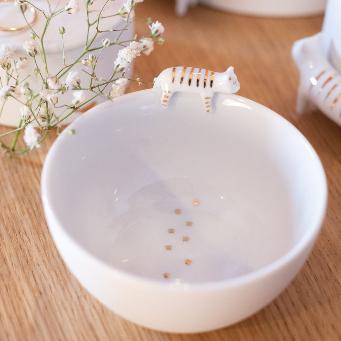 Räder  Kattenkommetje - porcelain tales bowl cat - Oosterlinck Home