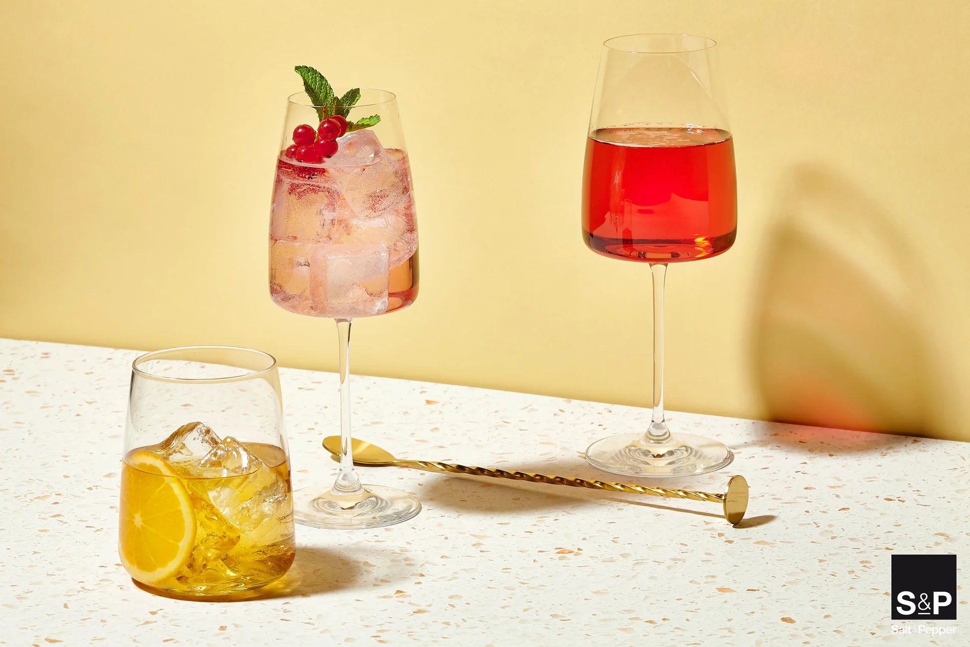 Salt & Pepper  Wijnglas Villa set van 4   -40% - Oosterlinck Home