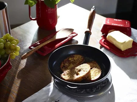 Staub  Gietijzeren bakpan 24cm  -40%