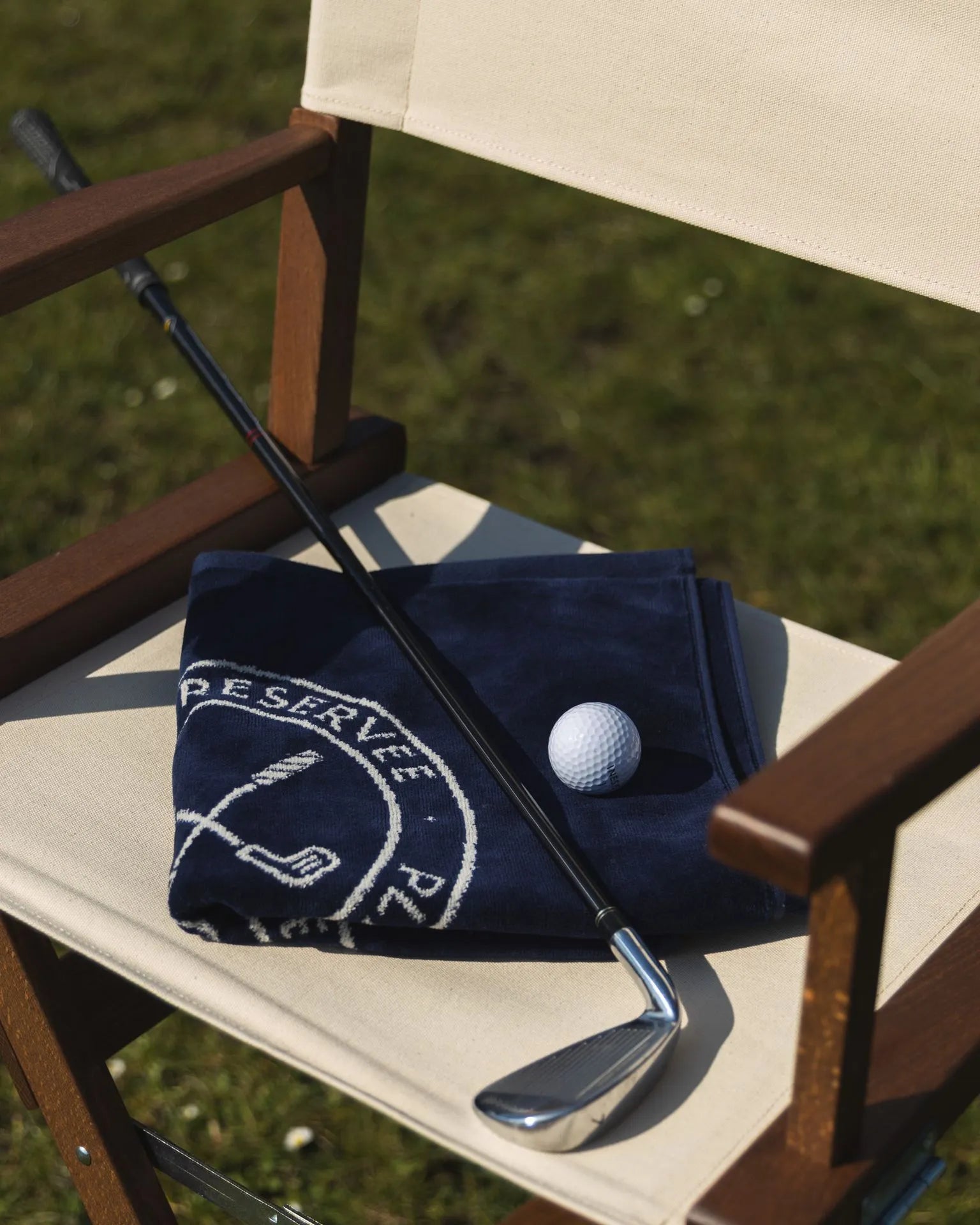 Place Réservée   Sporthanddoek CLUB - Oosterlinck Home