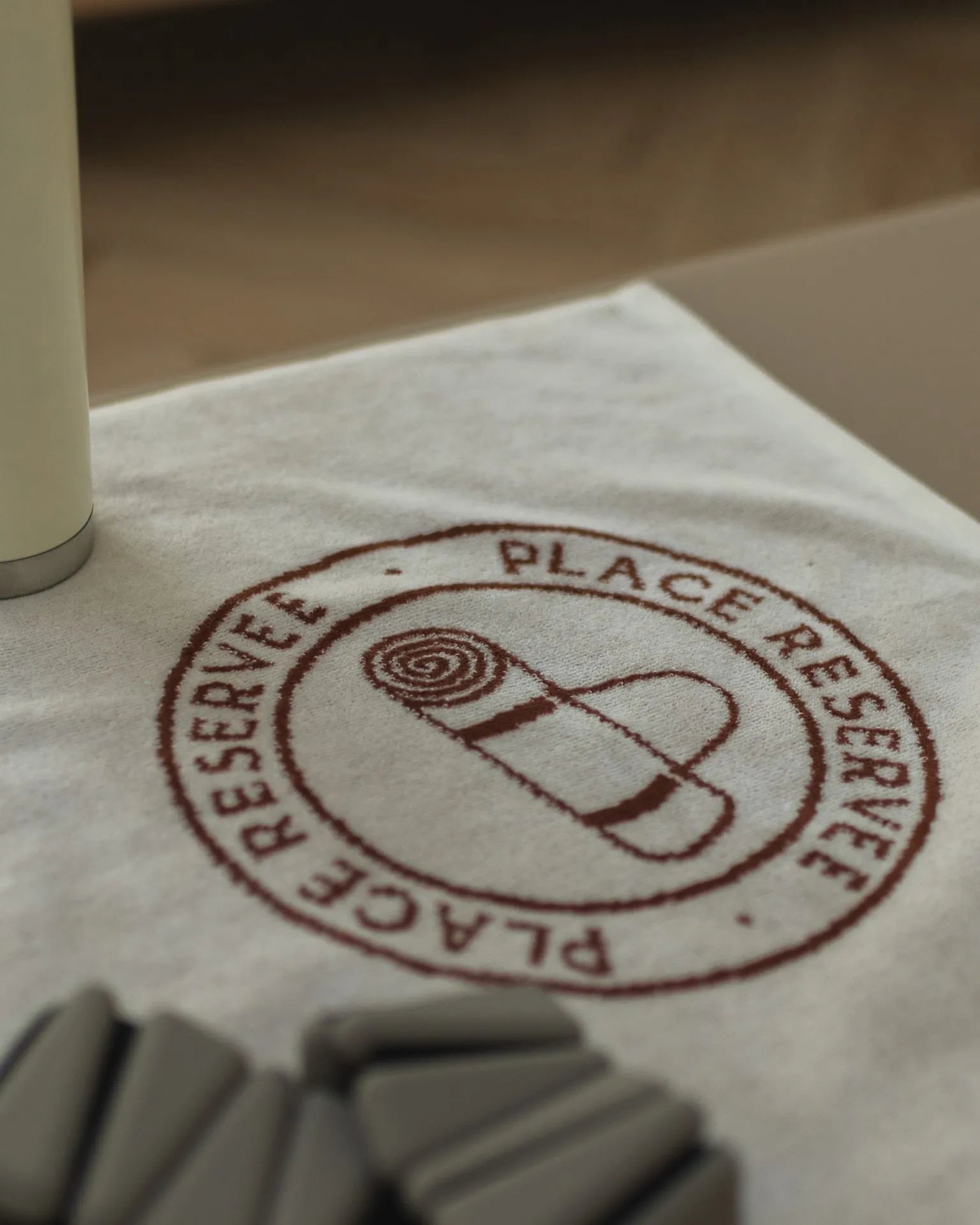 Place Réservée   Sporthanddoek CLUB - Oosterlinck Home