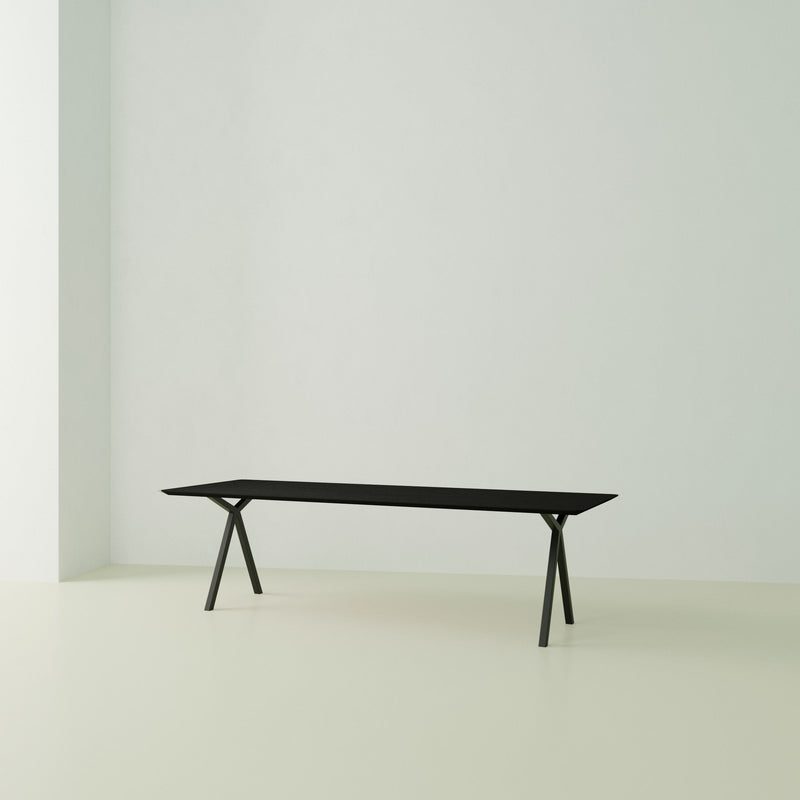 Studio Henk Slim X-type tafel verjongd - zwart onderstel - alle formaten