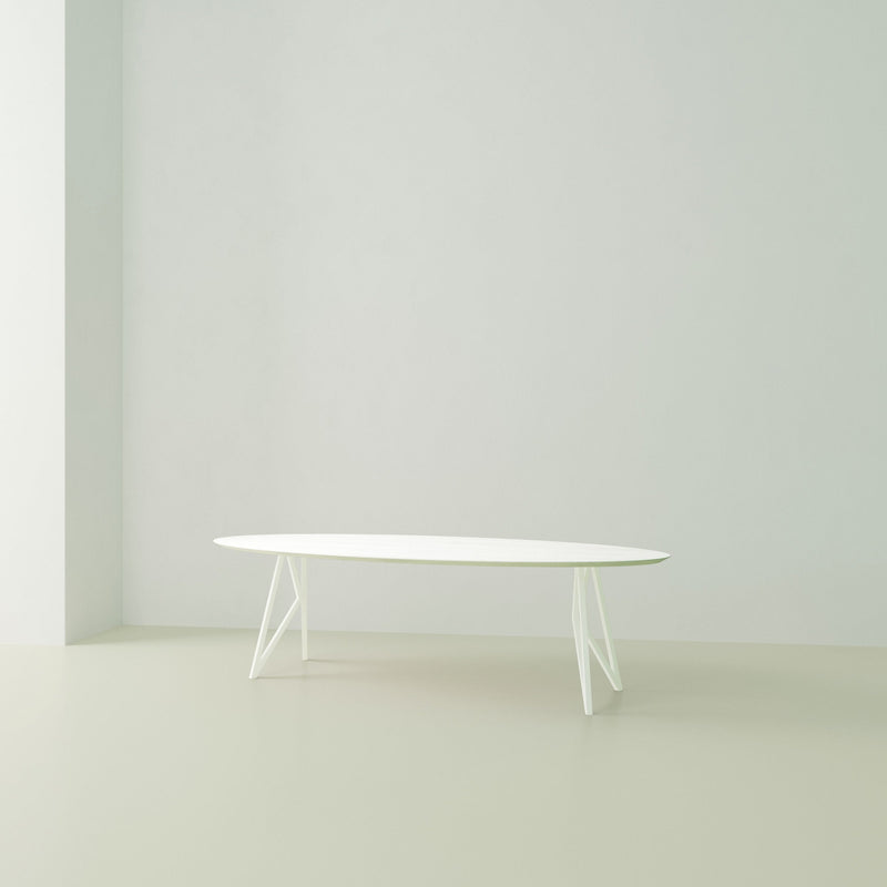 Studio Henk Butterfly tafel ovaal verjongd - wit onderstel - alle formaten