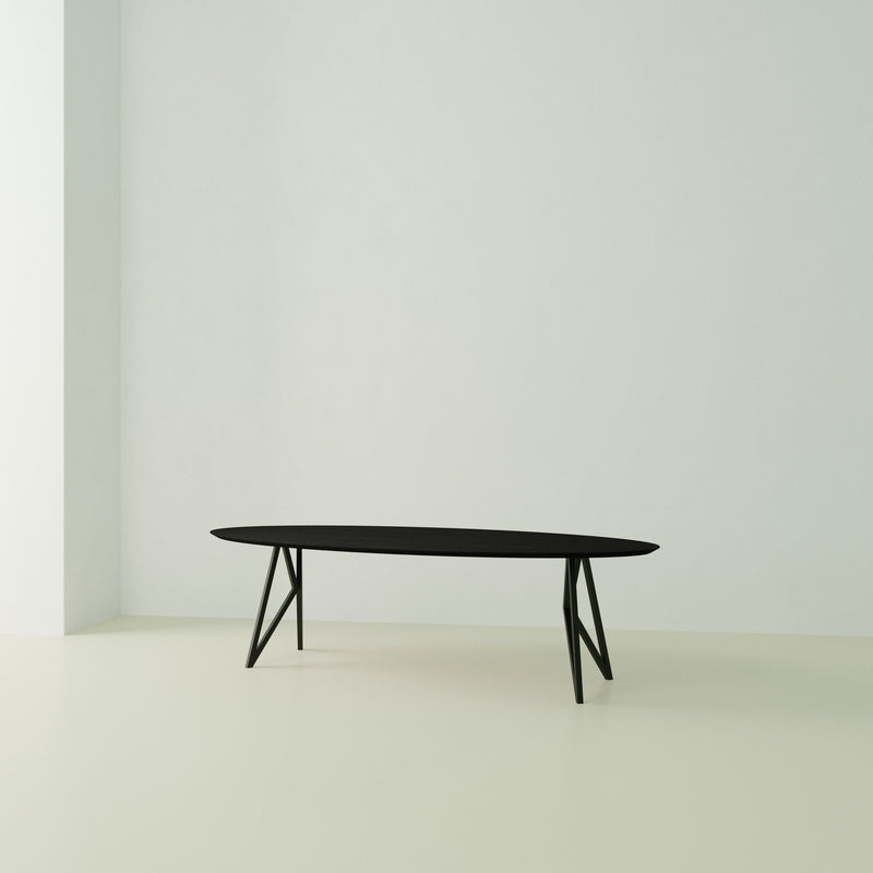 Studio Henk Butterfly tafel ovaal verjongd - zwart onderstel - alle formaten - Oosterlinck